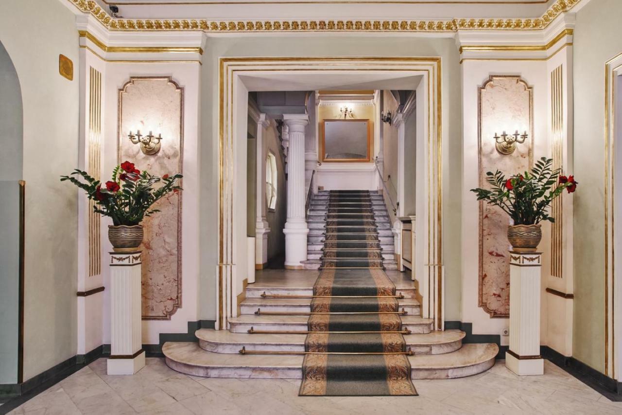 Grand Hotel Краков Экстерьер фото